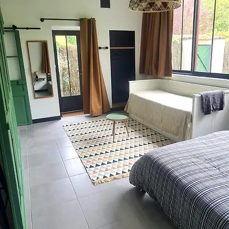 Nid D'aigle Proche Du Loing Appartement